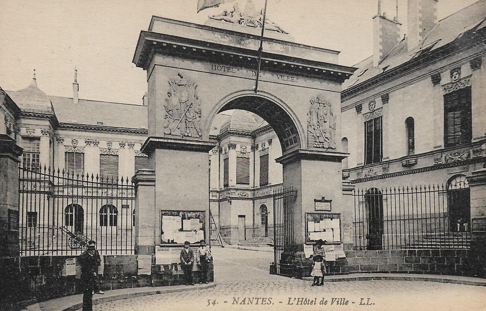 /France/FR_place_1903-1938_NANTES. L'Hotel de Ville.jpg